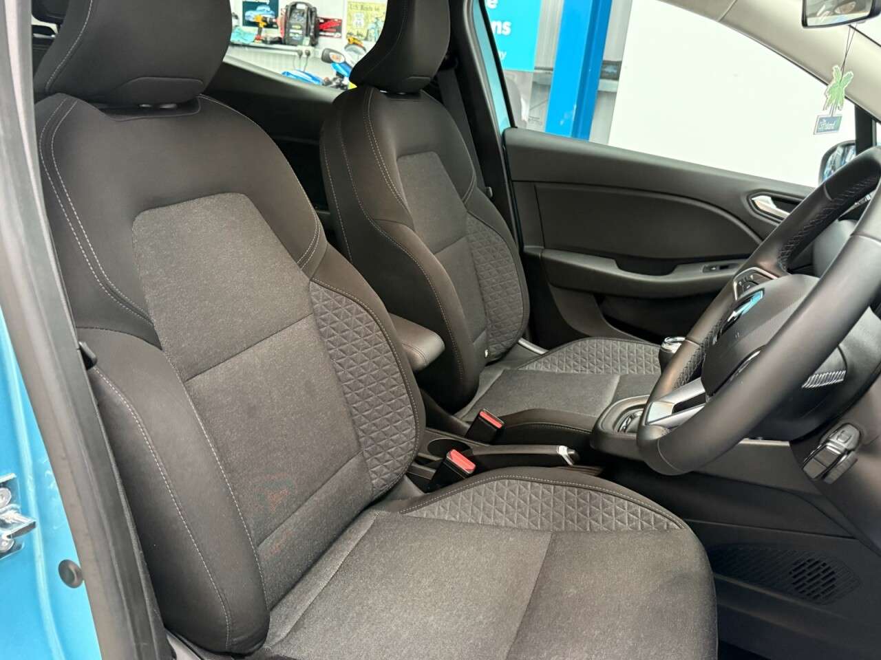 2021 RENAULT CLIO 2021 RENAULT CLIO