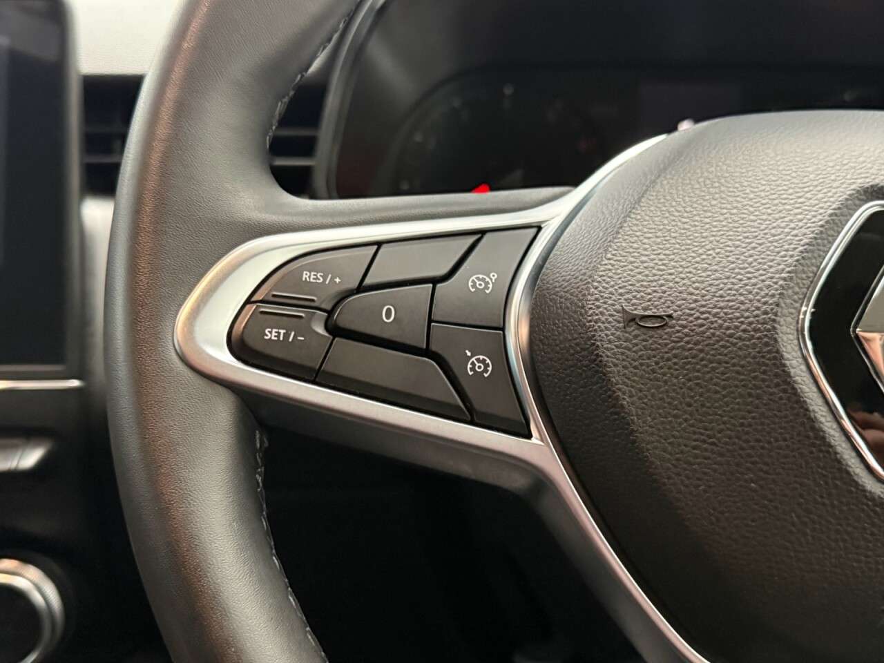 2021 RENAULT CLIO 2021 RENAULT CLIO