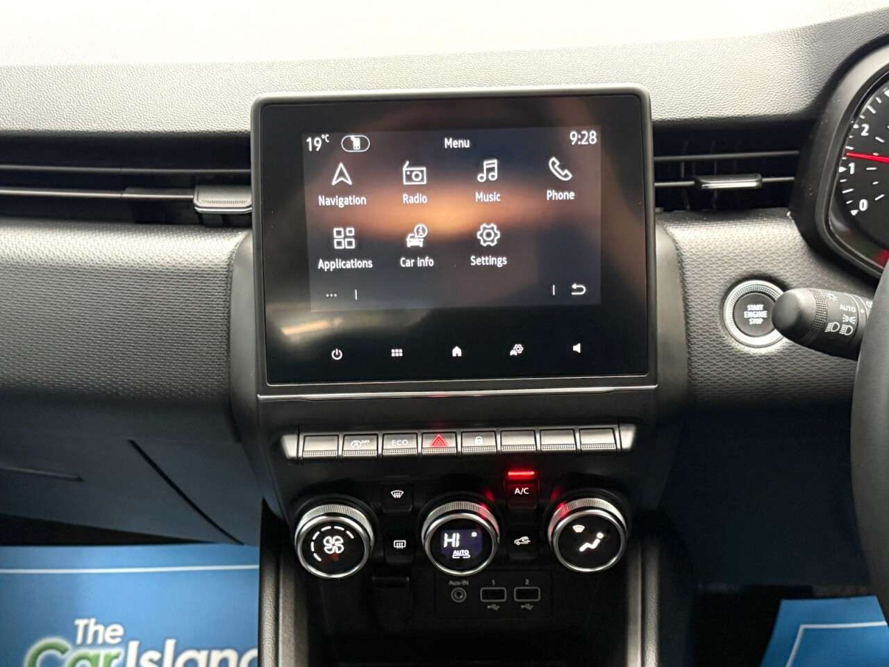 2021 RENAULT CLIO 2021 RENAULT CLIO