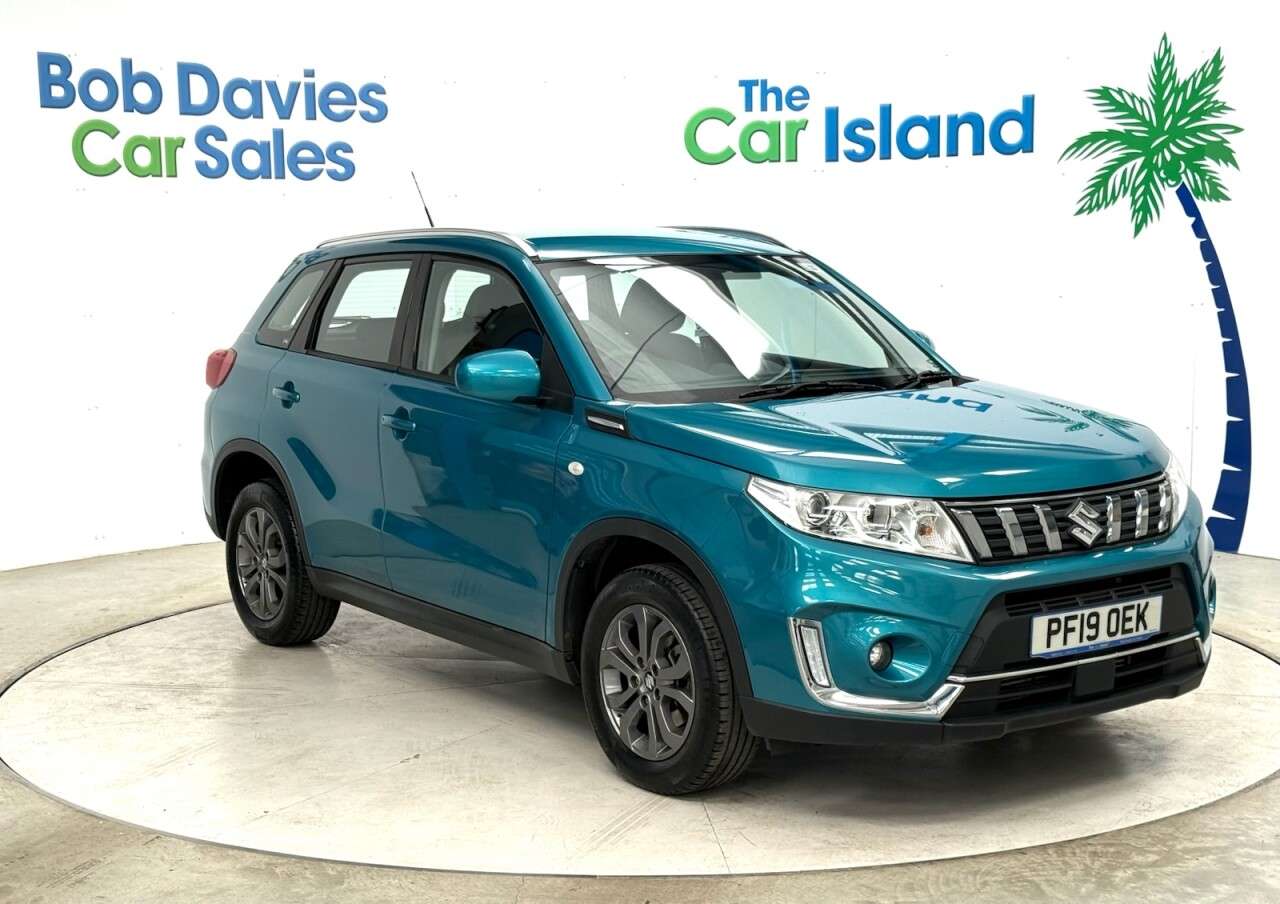 A 2019 SUZUKI VITARA 1.0 Boosterjet SZ4 SUV 5dr Petrol Manual Euro 6 (s/s) (111 ps) Bluetooth Me A 2019 SUZUKI VITARA 1.0 Boosterjet SZ4 SUV 5dr Petrol Manual Euro 6 (s/s) (111 ps) Bluetooth Me