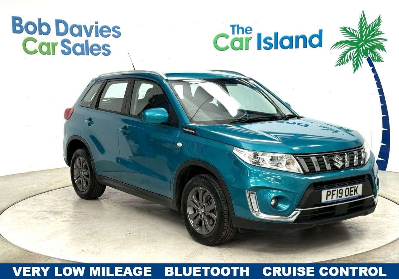 A 2019 SUZUKI VITARA 1.0 Boosterjet SZ4 SUV 5dr Petrol Manual Euro 6 (s/s) (111 ps) Bluetooth Me A 2019 SUZUKI VITARA 1.0 Boosterjet SZ4 SUV 5dr Petrol Manual Euro 6 (s/s) (111 ps) Bluetooth Me