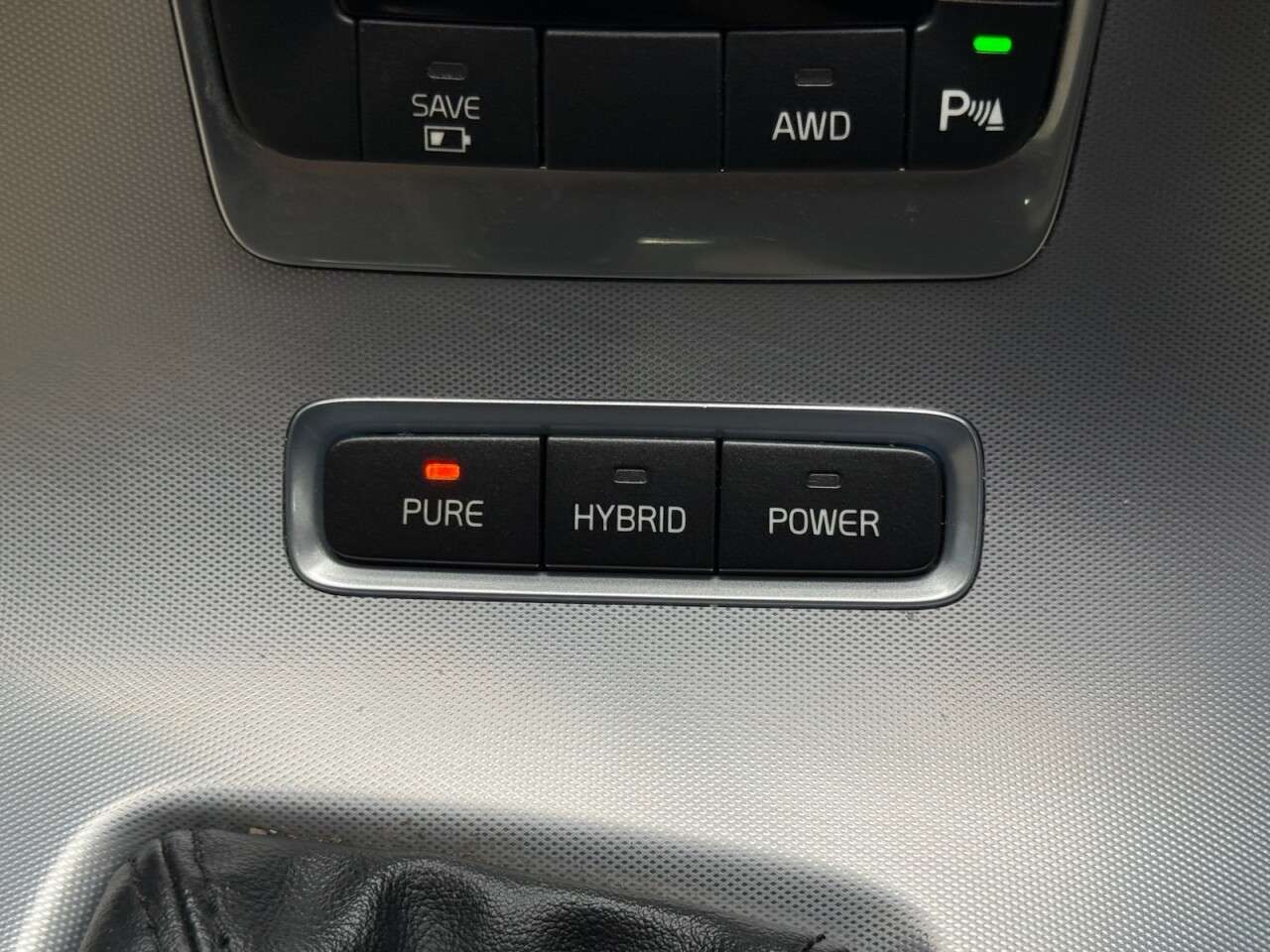 2018 VOLVO V60 2018 VOLVO V60