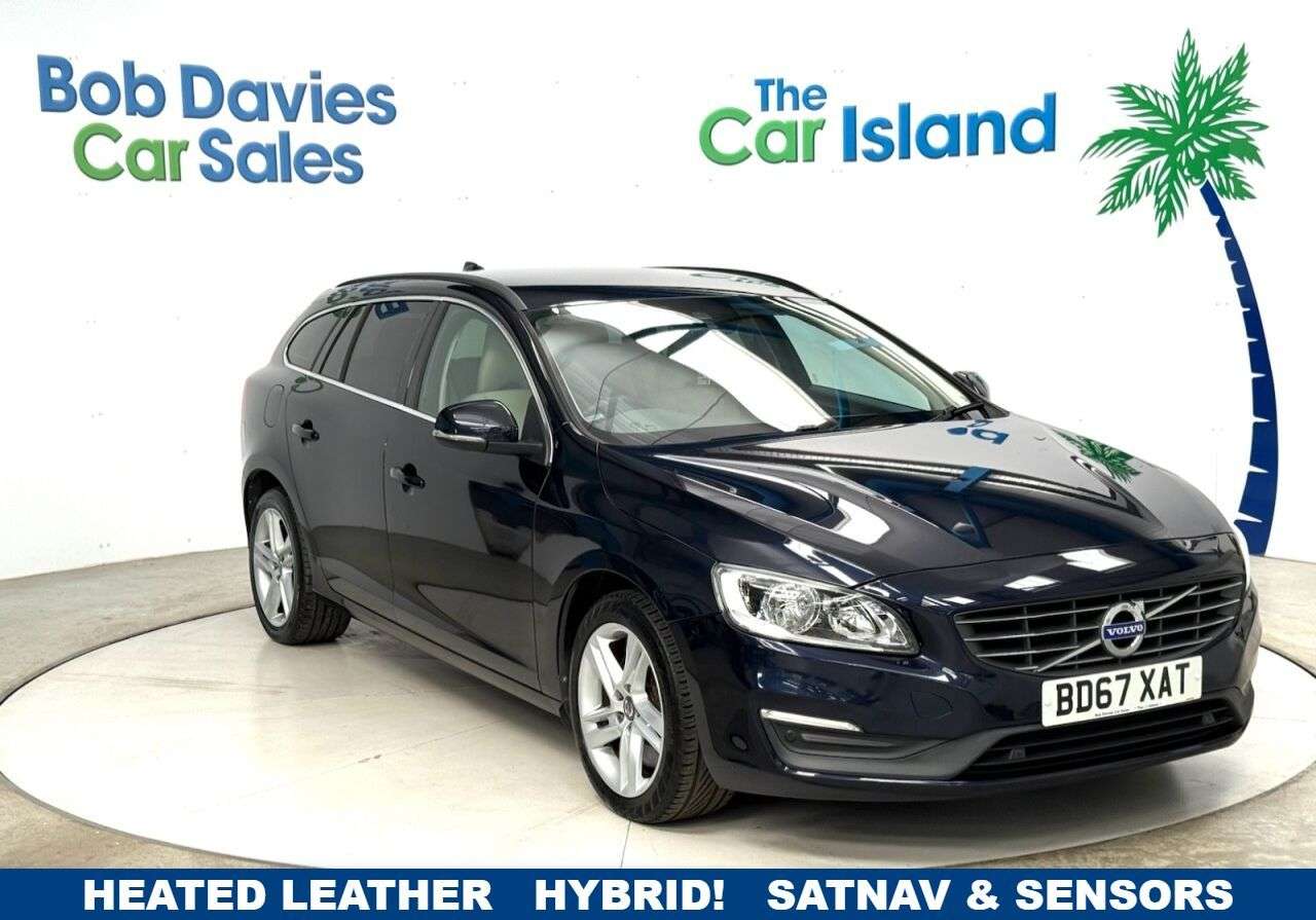 A 2018 VOLVO V60 2.4 D5 Twin Engine SE Nav Estate 5dr Diesel Plug-in Hybrid Auto AWD Euro 6 A 2018 VOLVO V60 2.4 D5 Twin Engine SE Nav Estate 5dr Diesel Plug-in Hybrid Auto AWD Euro 6