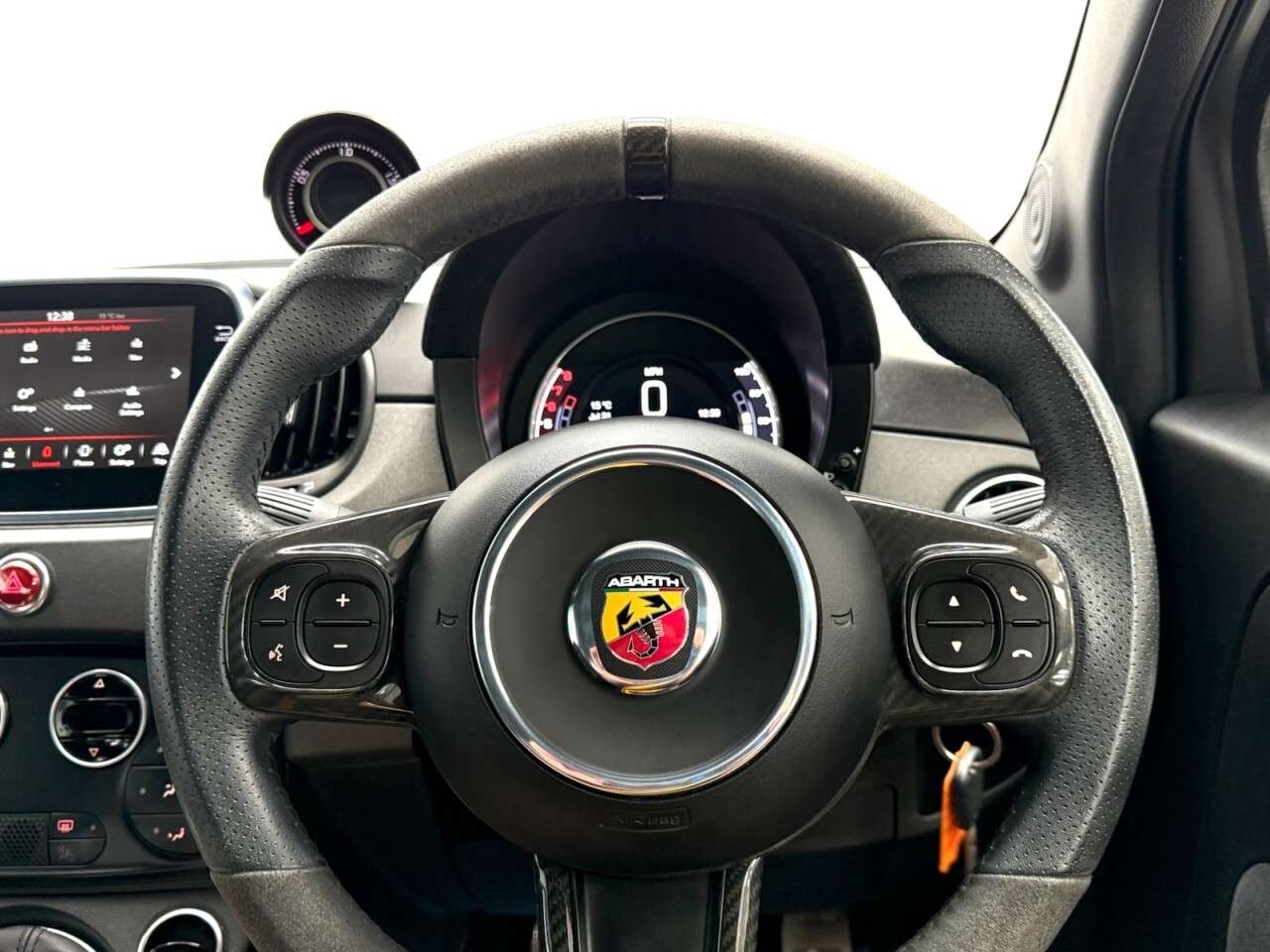 2021 ABARTH 595 2021 ABARTH 595