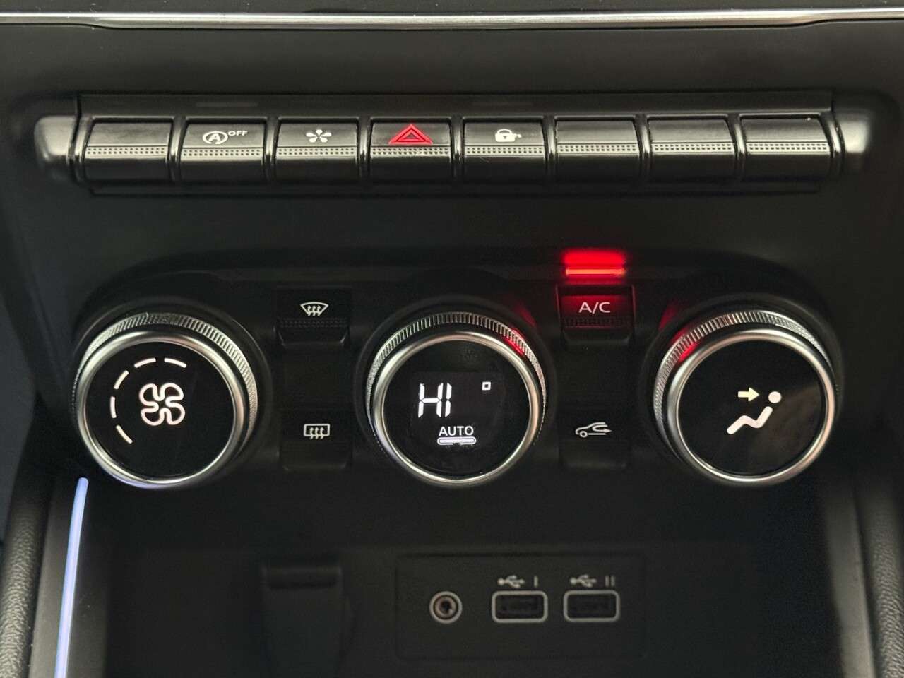 2024 RENAULT CLIO 2024 RENAULT CLIO