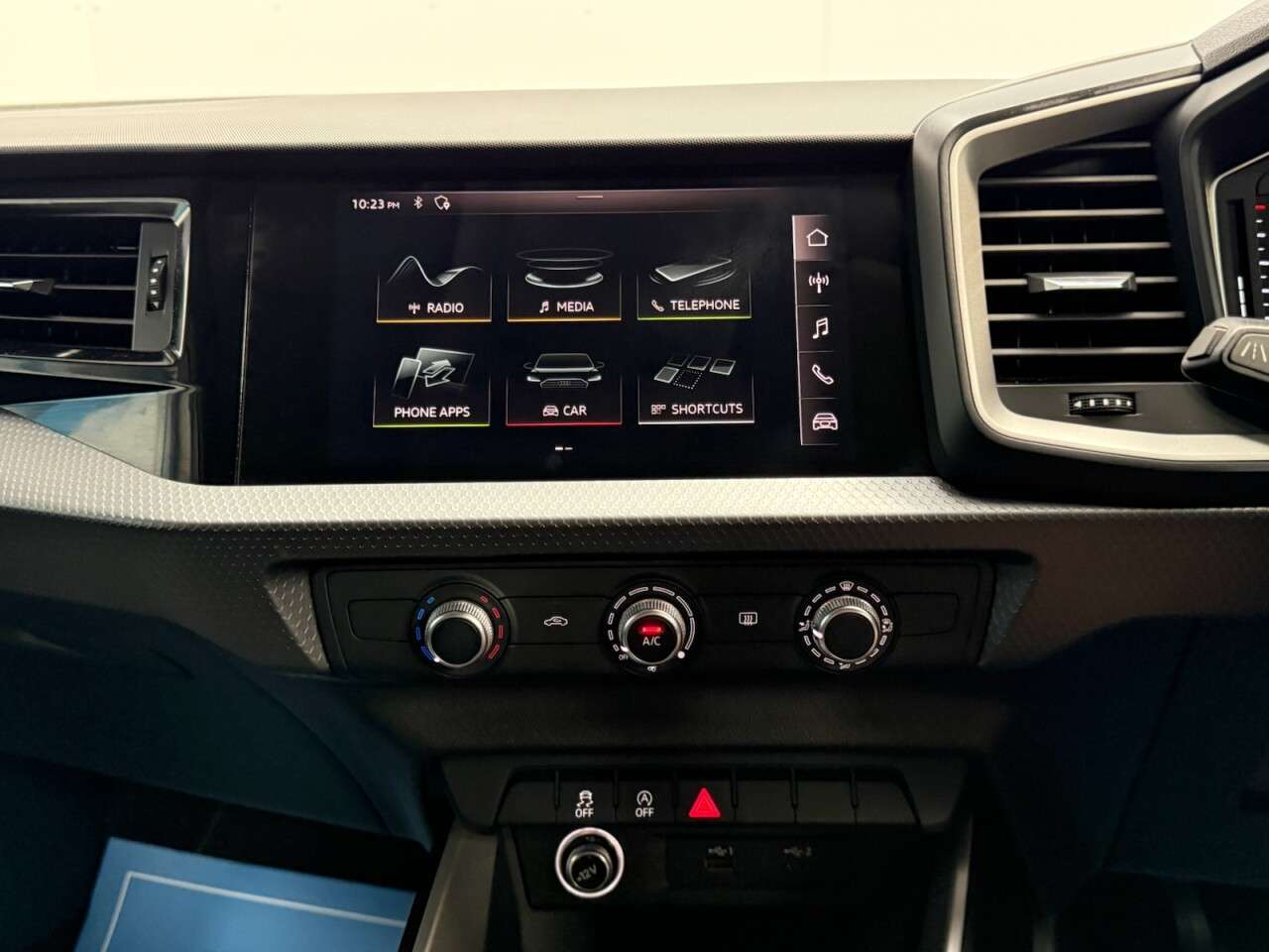2020 AUDI A1 2020 AUDI A1