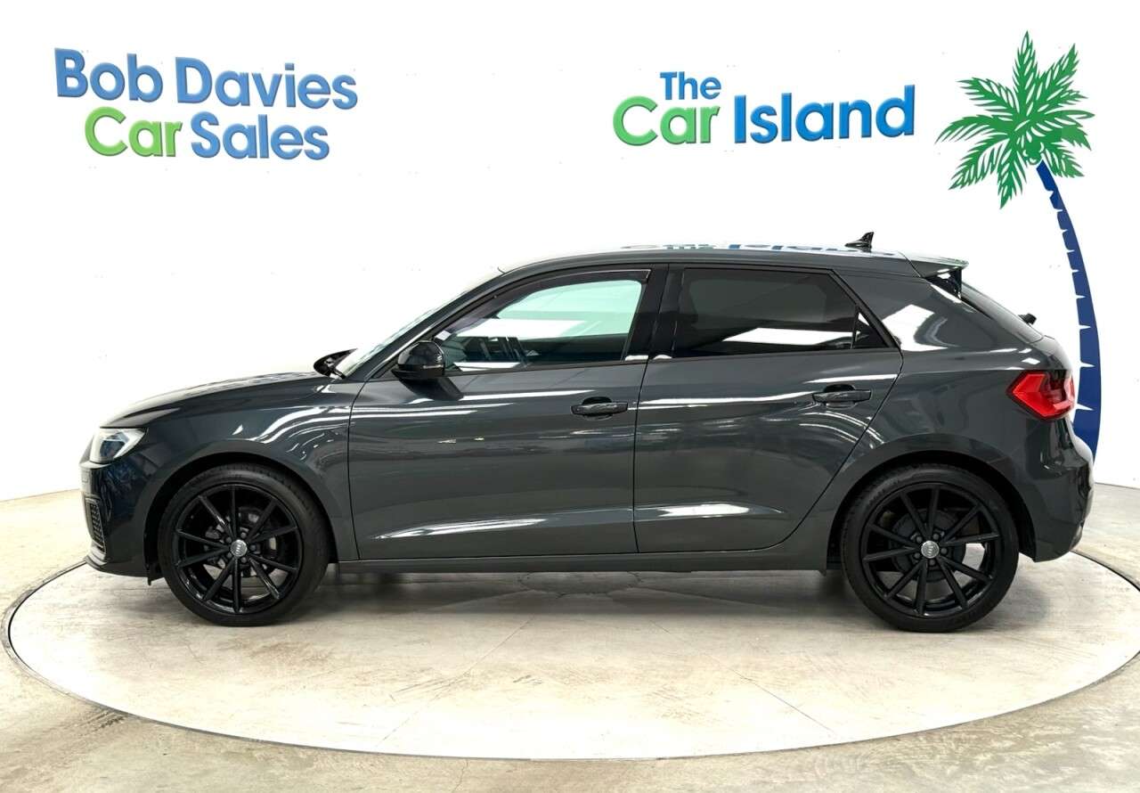 2020 AUDI A1 2020 AUDI A1