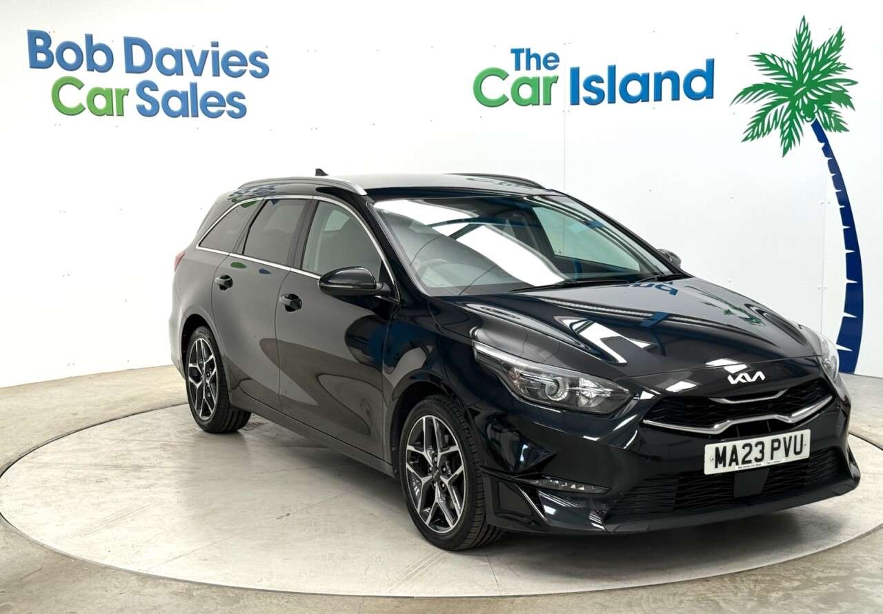 A 2023 KIA CEED 1.5 T-GDi 3 Sportswagon 5dr Petrol Manual Euro 6 (s/s) (158 bhp) KIA WARRAN A 2023 KIA CEED 1.5 T-GDi 3 Sportswagon 5dr Petrol Manual Euro 6 (s/s) (158 bhp) KIA WARRAN