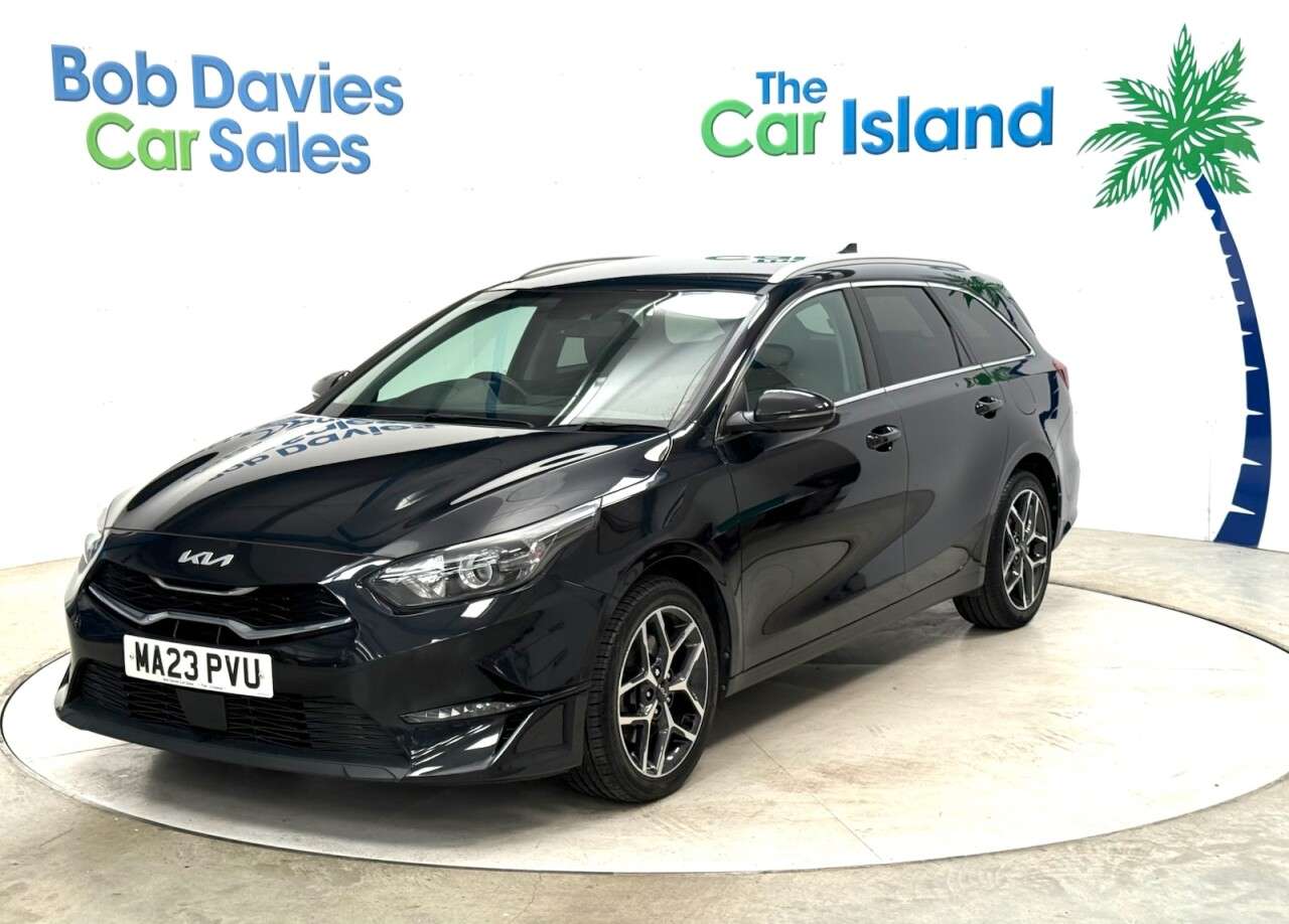 A 2023 KIA CEED 1.5 T-GDi 3 Sportswagon 5dr Petrol Manual Euro 6 (s/s) (158 bhp) KIA WARRAN A 2023 KIA CEED 1.5 T-GDi 3 Sportswagon 5dr Petrol Manual Euro 6 (s/s) (158 bhp) KIA WARRAN