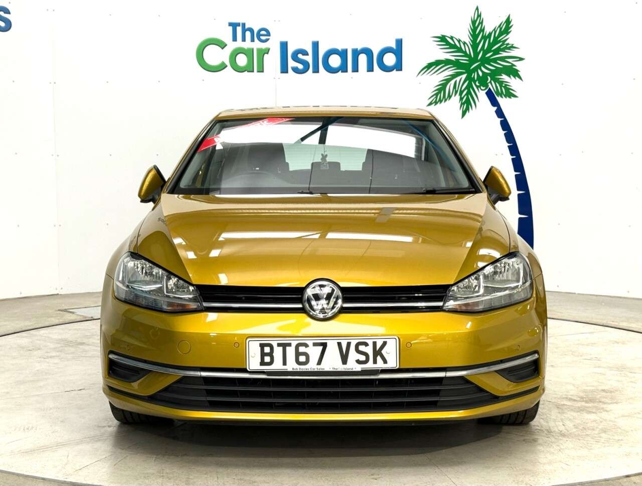 A 2017 VOLKSWAGEN GOLF SE NAVIGATION TSI BLUEMOTION TECHNOLOGY DSG A 2017 VOLKSWAGEN GOLF SE NAVIGATION TSI BLUEMOTION TECHNOLOGY DSG