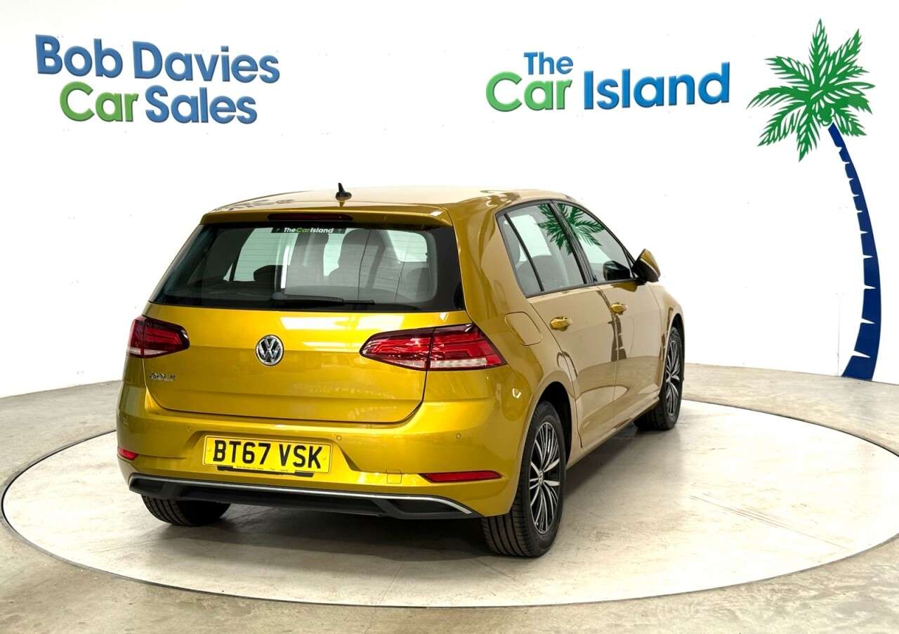 2017 VOLKSWAGEN GOLF 2017 VOLKSWAGEN GOLF