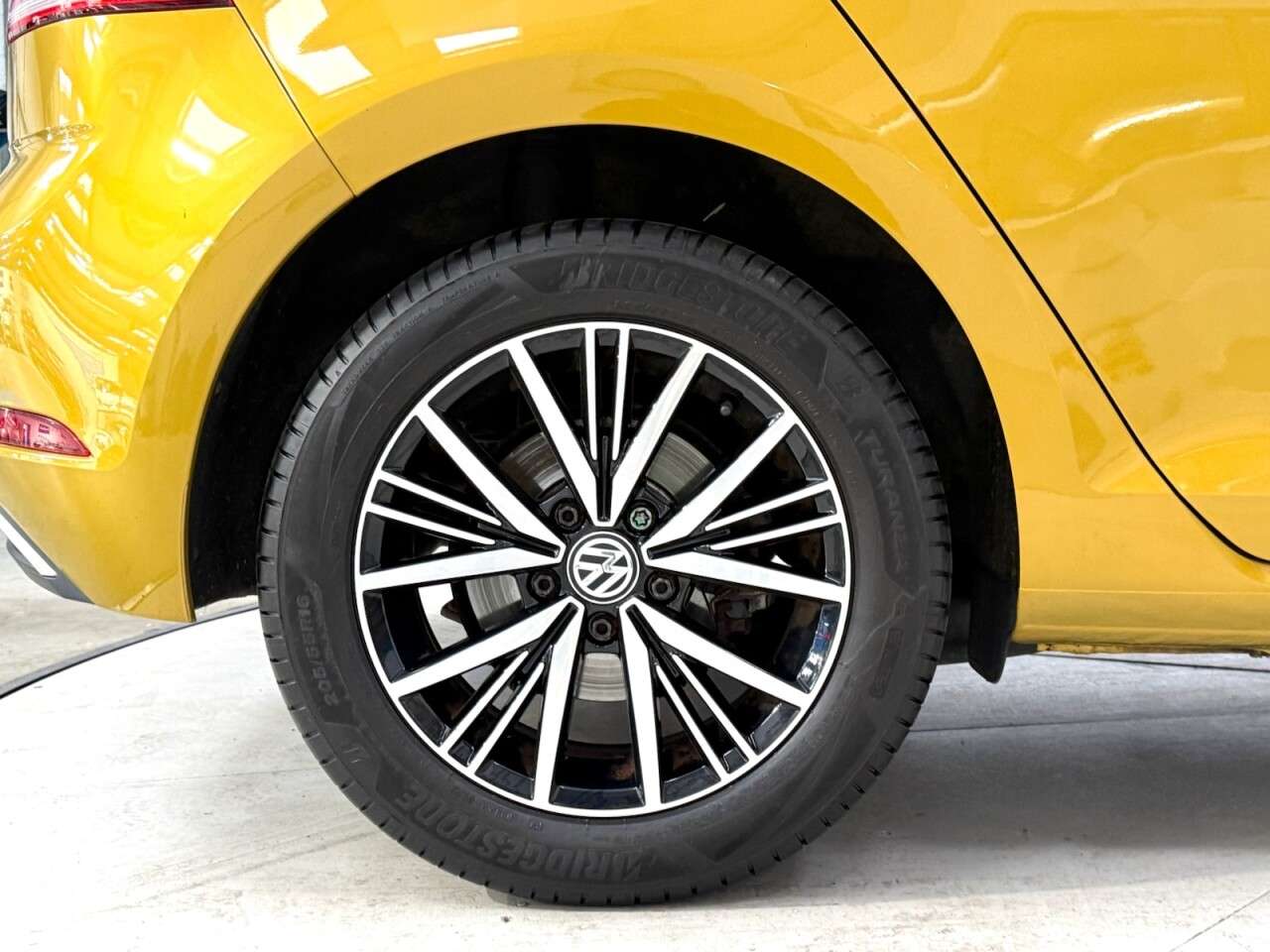 2017 VOLKSWAGEN GOLF 2017 VOLKSWAGEN GOLF