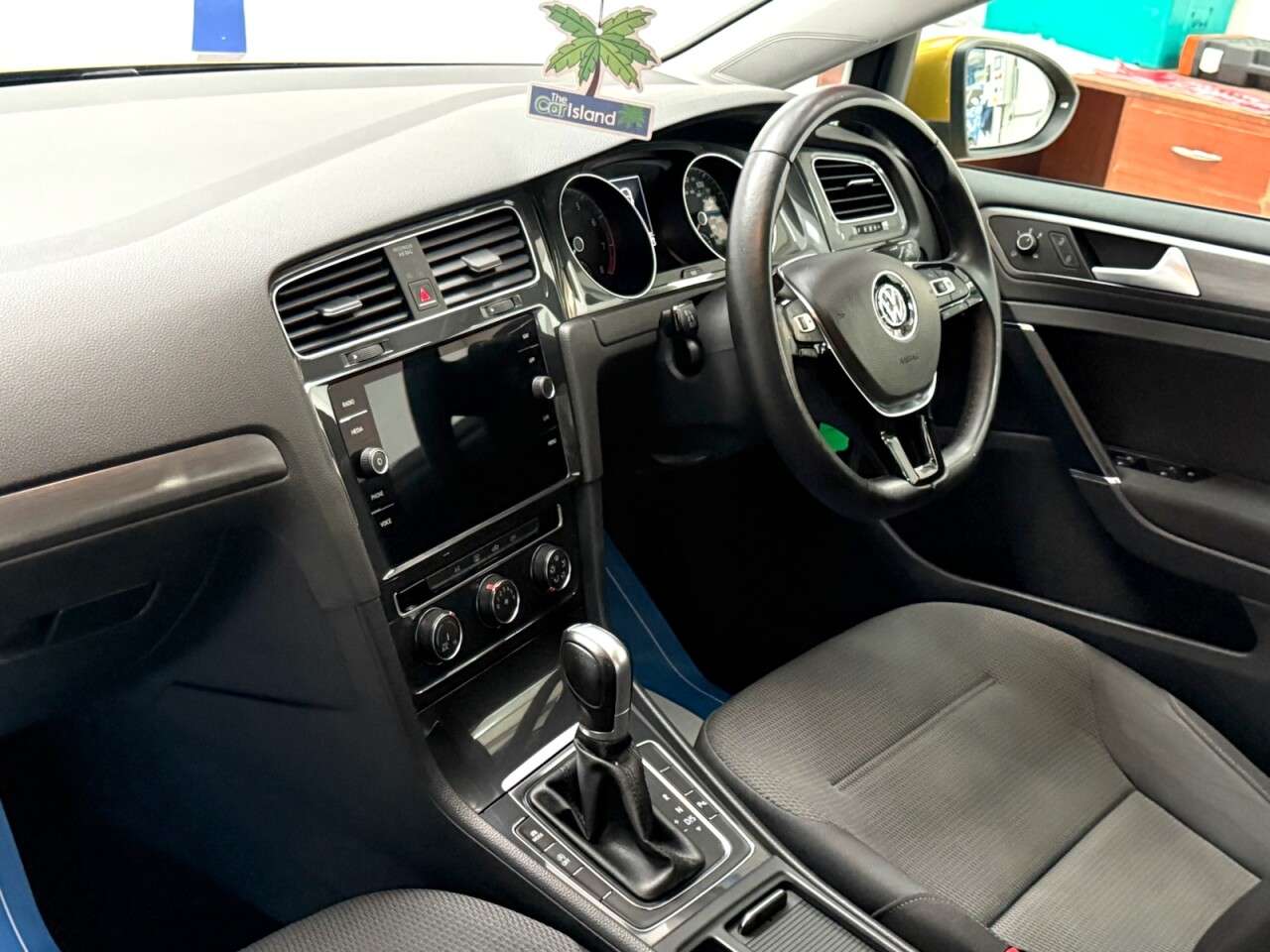 2017 VOLKSWAGEN GOLF 2017 VOLKSWAGEN GOLF