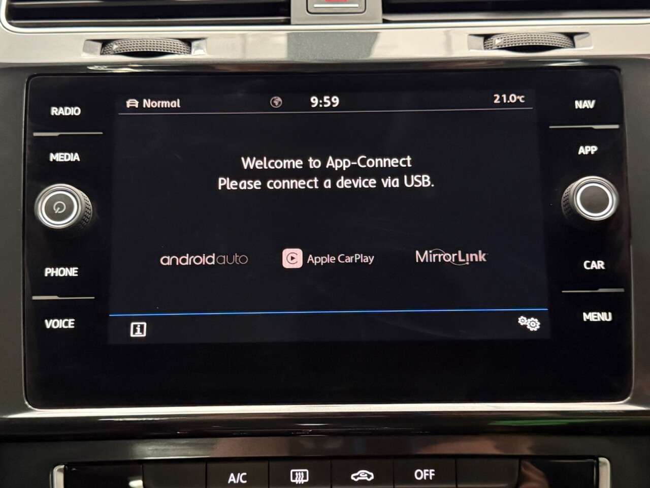 2017 VOLKSWAGEN GOLF 2017 VOLKSWAGEN GOLF