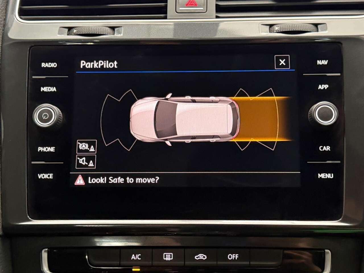 2017 VOLKSWAGEN GOLF 2017 VOLKSWAGEN GOLF