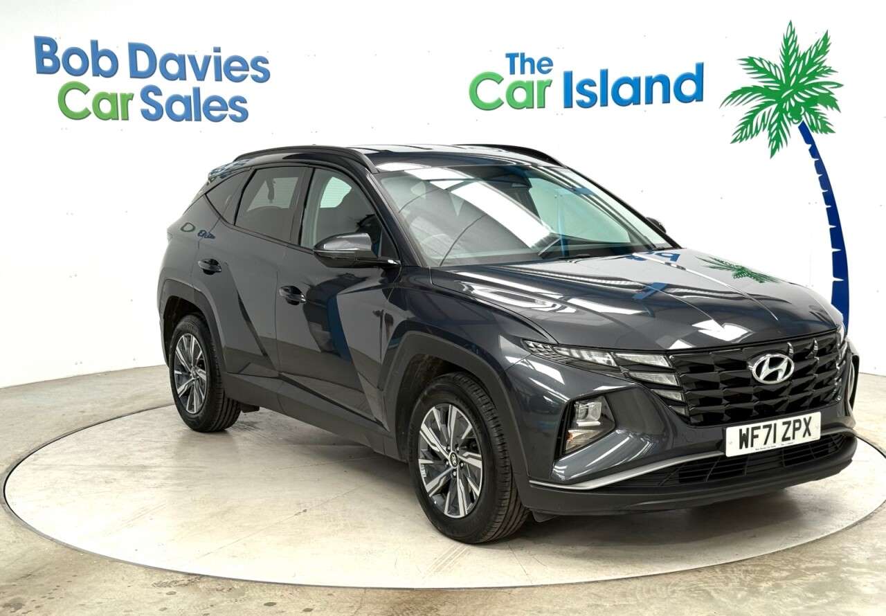 A 2021 HYUNDAI TUCSON 1.6 T-GDi SE Connect SUV 5dr Petrol Manual Euro 6 (s/s) (150 ps) Reverse Ca A 2021 HYUNDAI TUCSON 1.6 T-GDi SE Connect SUV 5dr Petrol Manual Euro 6 (s/s) (150 ps) Reverse Ca