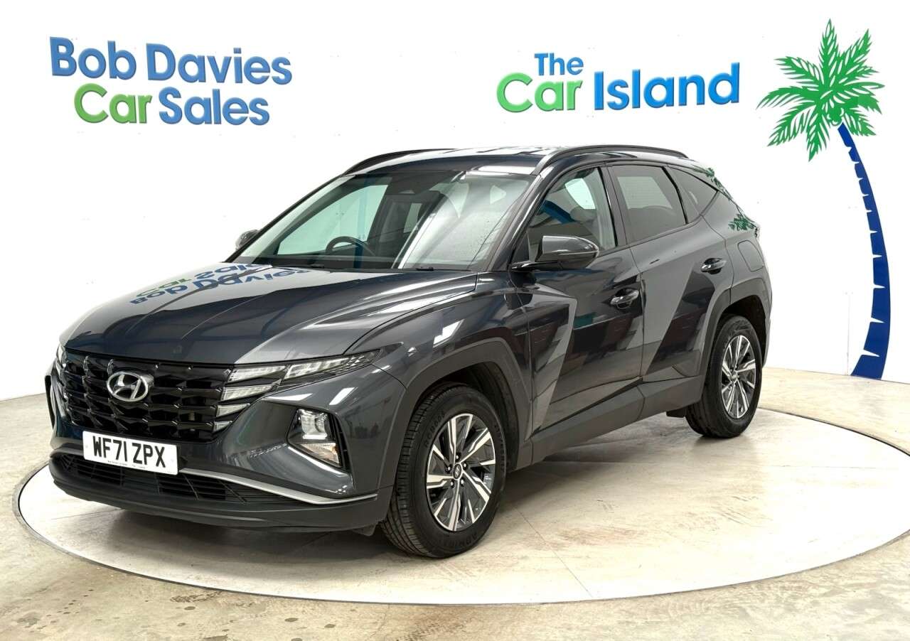 A 2021 HYUNDAI TUCSON 1.6 T-GDi SE Connect SUV 5dr Petrol Manual Euro 6 (s/s) (150 ps) Reverse Ca A 2021 HYUNDAI TUCSON 1.6 T-GDi SE Connect SUV 5dr Petrol Manual Euro 6 (s/s) (150 ps) Reverse Ca