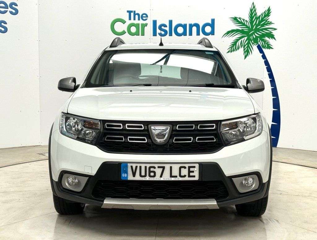A 2017 DACIA SANDERO STEPWAY 0.9 TCe Ambiance Hatchback 5dr Petrol Manual Euro 6 (s/s) (90 ps) Full Serv A 2017 DACIA SANDERO STEPWAY 0.9 TCe Ambiance Hatchback 5dr Petrol Manual Euro 6 (s/s) (90 ps) Full Serv