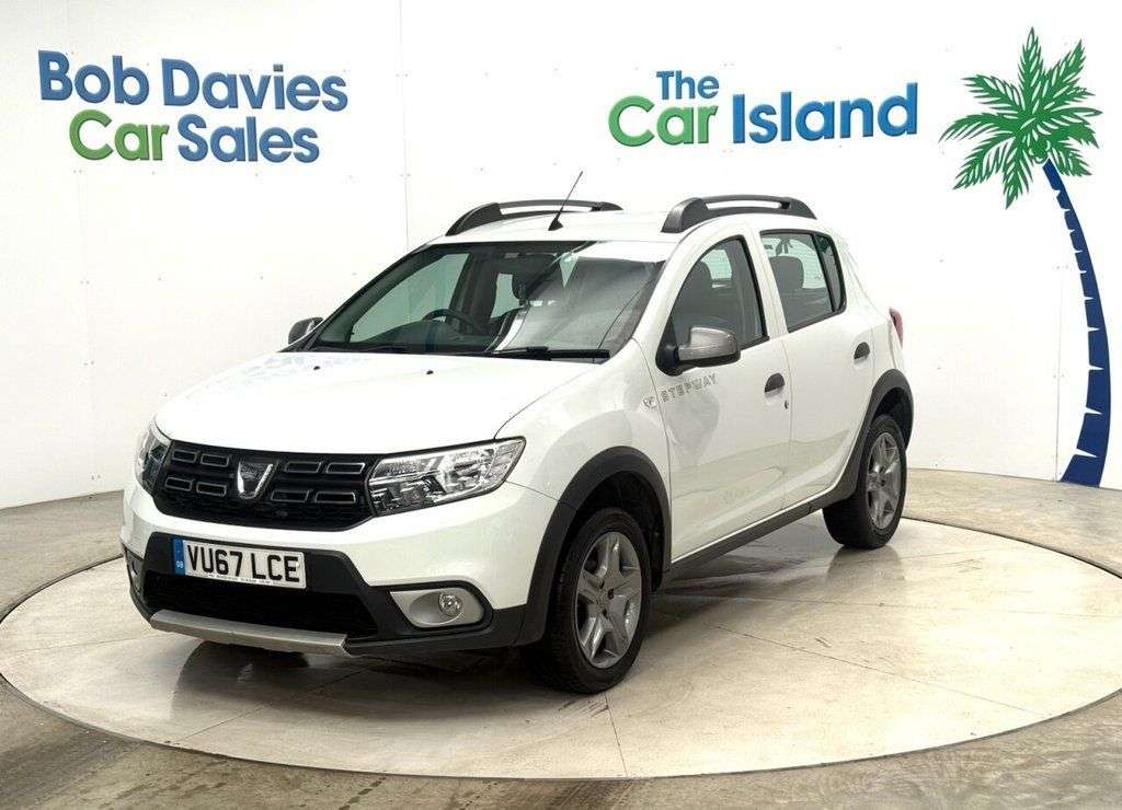 A 2017 DACIA SANDERO STEPWAY 0.9 TCe Ambiance Hatchback 5dr Petrol Manual Euro 6 (s/s) (90 ps) Full Serv A 2017 DACIA SANDERO STEPWAY 0.9 TCe Ambiance Hatchback 5dr Petrol Manual Euro 6 (s/s) (90 ps) Full Serv