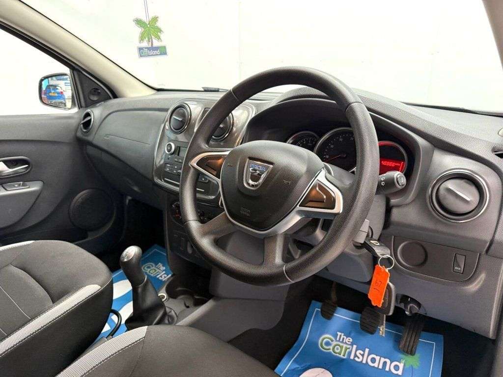 2017 DACIA SANDERO STEPWAY 2017 DACIA SANDERO STEPWAY
