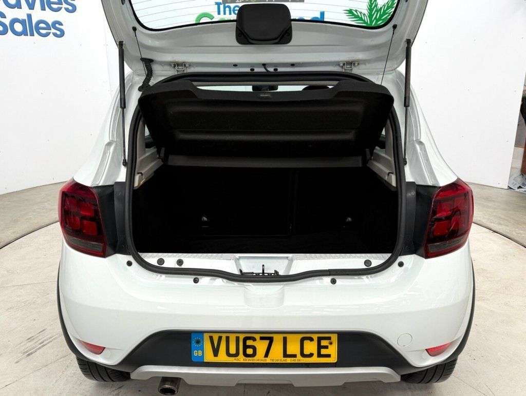2017 DACIA SANDERO STEPWAY 2017 DACIA SANDERO STEPWAY