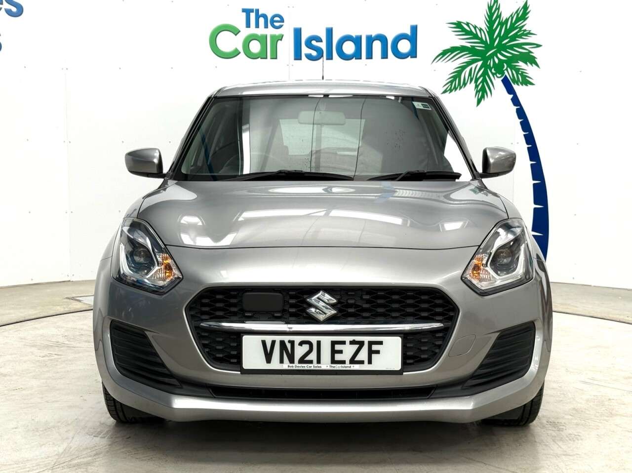 A 2021 SUZUKI SWIFT 1.2 Dualjet MHEV SZ-L Hatchback 5dr Petrol Hybrid Manual Euro 6 (s/s) (83 p A 2021 SUZUKI SWIFT 1.2 Dualjet MHEV SZ-L Hatchback 5dr Petrol Hybrid Manual Euro 6 (s/s) (83 p