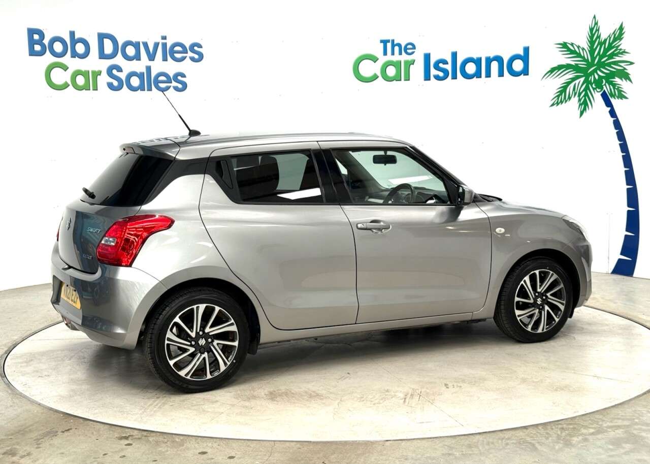 2021 SUZUKI SWIFT 2021 SUZUKI SWIFT