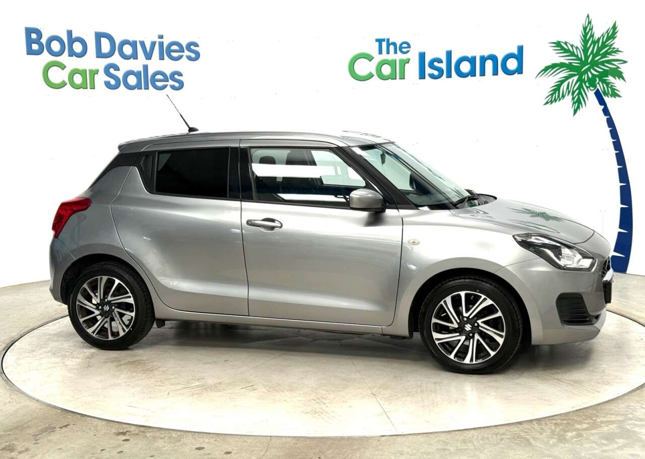 2021 SUZUKI SWIFT 2021 SUZUKI SWIFT