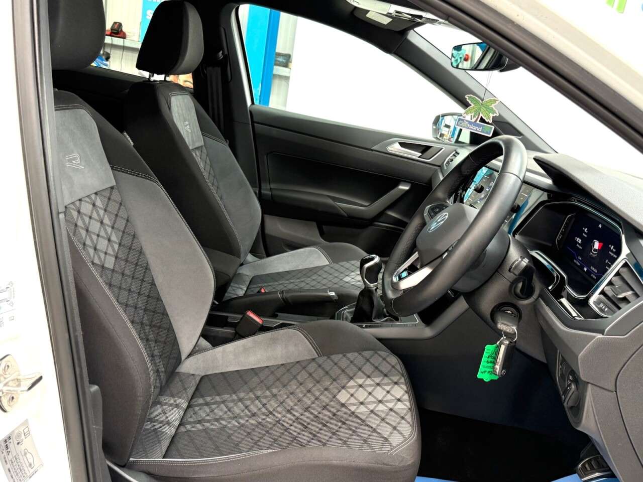 2023 VOLKSWAGEN POLO 2023 VOLKSWAGEN POLO