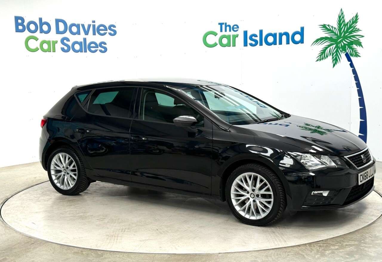 A 2018 SEAT LEON 1.6 TDI SE Dynamic Hatchback 5dr Diesel Manual Euro 6 (s/s) (115 ps) Apple A 2018 SEAT LEON 1.6 TDI SE Dynamic Hatchback 5dr Diesel Manual Euro 6 (s/s) (115 ps) Apple
