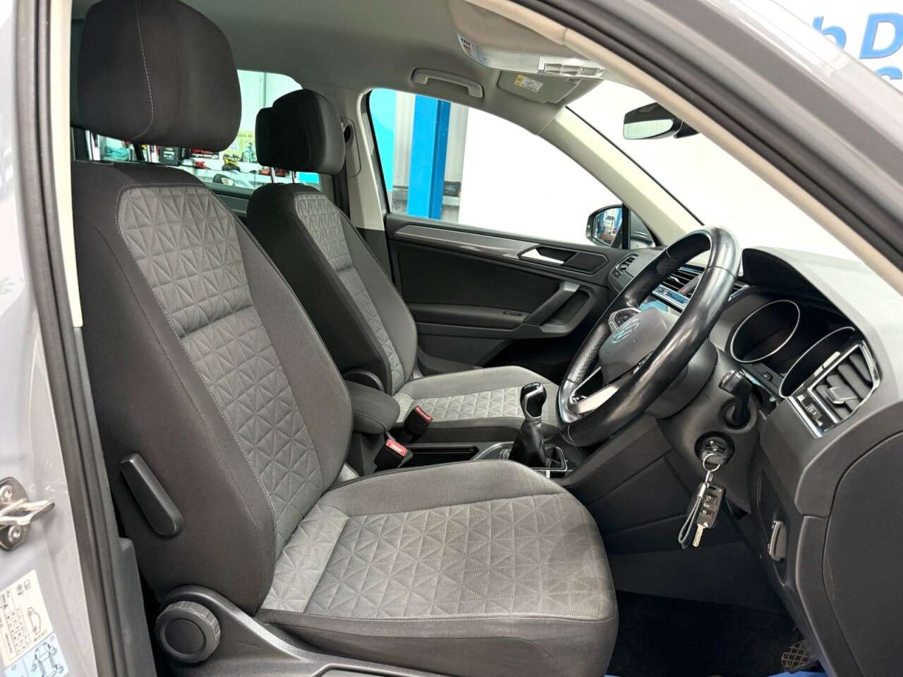 2021 VOLKSWAGEN TIGUAN 2021 VOLKSWAGEN TIGUAN