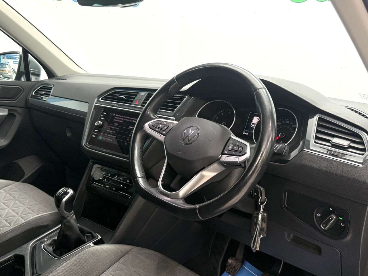 2021 VOLKSWAGEN TIGUAN 2021 VOLKSWAGEN TIGUAN