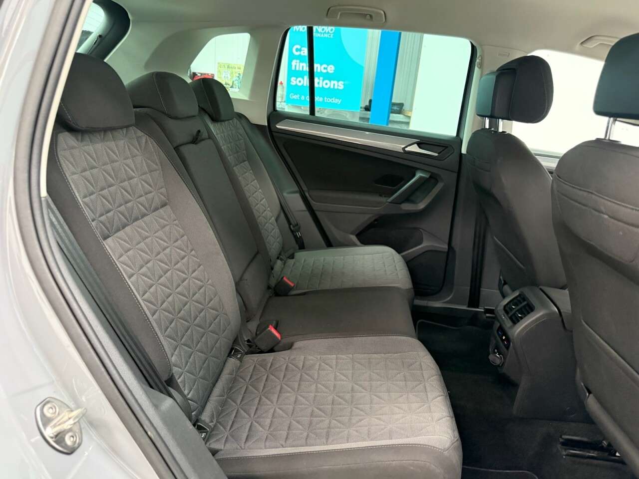 2021 VOLKSWAGEN TIGUAN 2021 VOLKSWAGEN TIGUAN