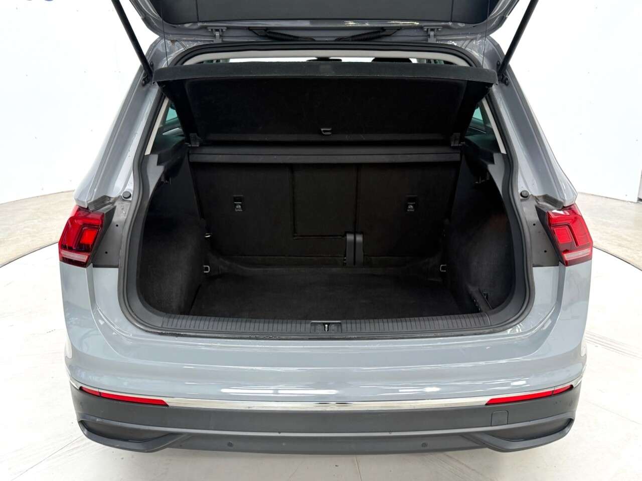 2021 VOLKSWAGEN TIGUAN 2021 VOLKSWAGEN TIGUAN