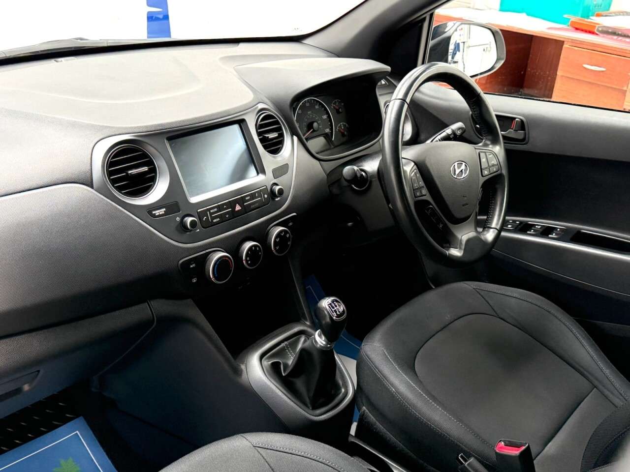 2018 HYUNDAI I10 2018 HYUNDAI I10