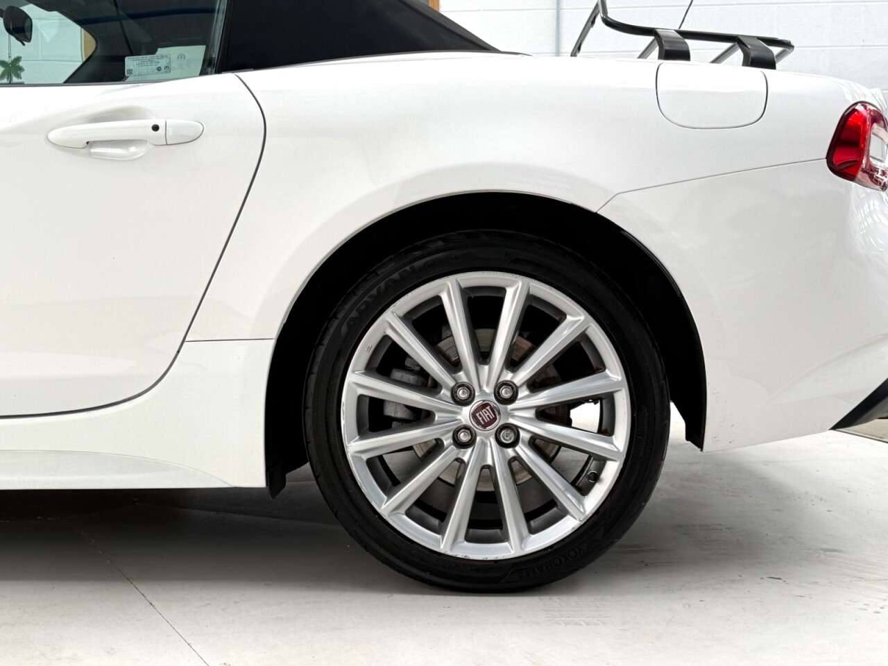 2017 FIAT 124 SPIDER 2017 FIAT 124 SPIDER