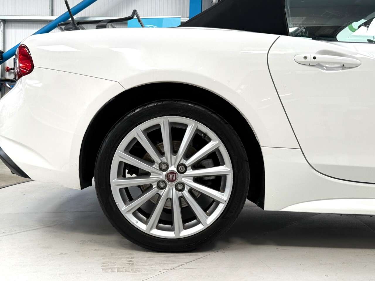 2017 FIAT 124 SPIDER 2017 FIAT 124 SPIDER