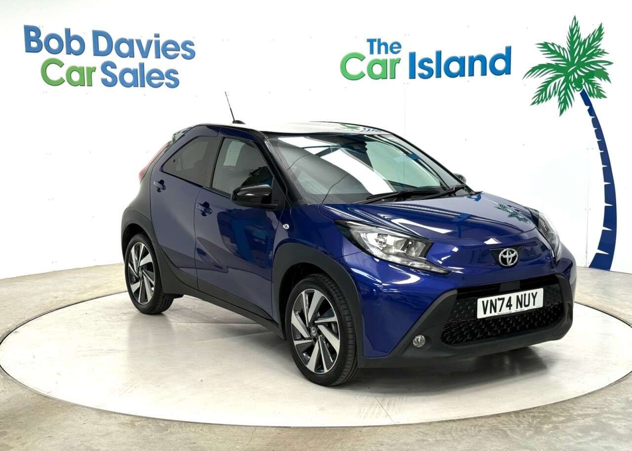 A 2024 TOYOTA AYGO X 1.0 VVT-i Edge Hatchback 5dr Petrol x-shift Euro 6 (s/s) (72 ps) Automatic, A 2024 TOYOTA AYGO X 1.0 VVT-i Edge Hatchback 5dr Petrol x-shift Euro 6 (s/s) (72 ps) Automatic,