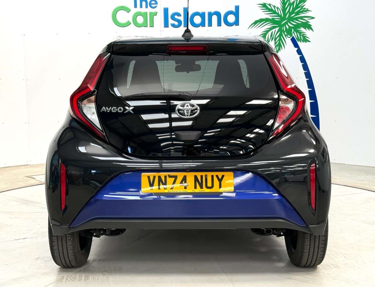 2024 TOYOTA AYGO X 2024 TOYOTA AYGO X