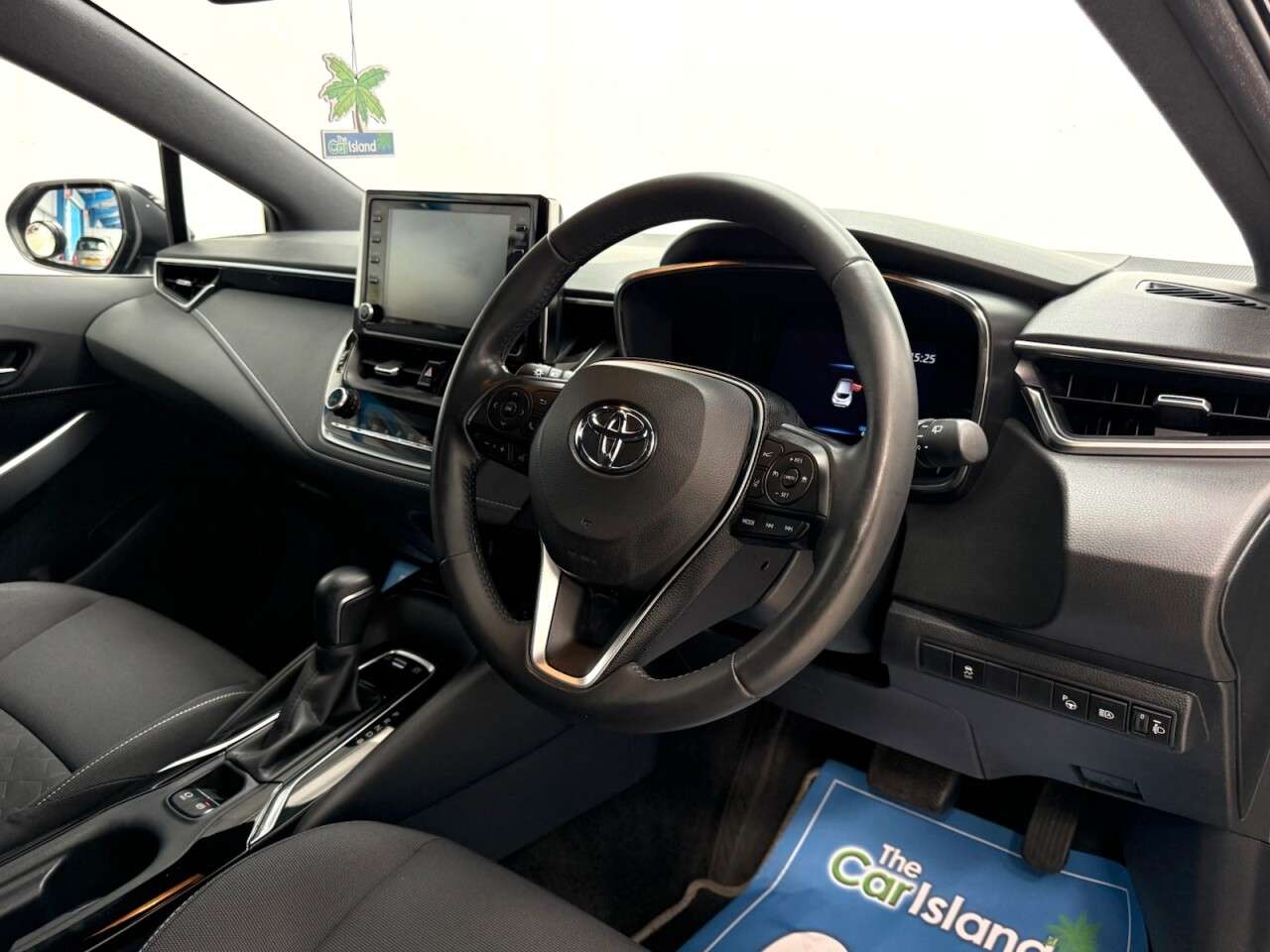 2019 TOYOTA COROLLA 2019 TOYOTA COROLLA