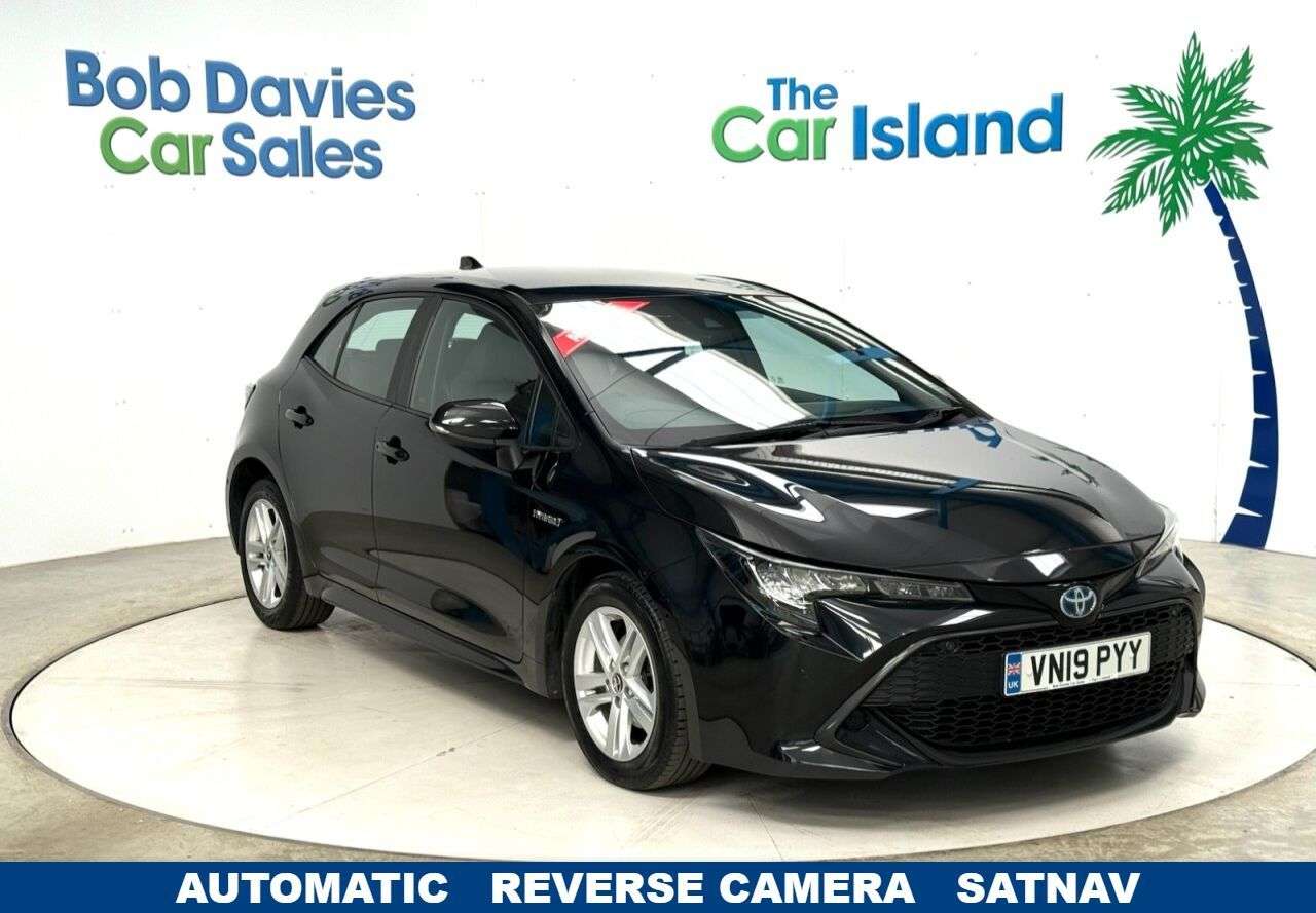 A 2019 TOYOTA COROLLA 1.8 VVT-h Icon Tech Hatchback 5dr Petrol Hybrid CVT Euro 6 (s/s) (122 ps) H A 2019 TOYOTA COROLLA 1.8 VVT-h Icon Tech Hatchback 5dr Petrol Hybrid CVT Euro 6 (s/s) (122 ps) H