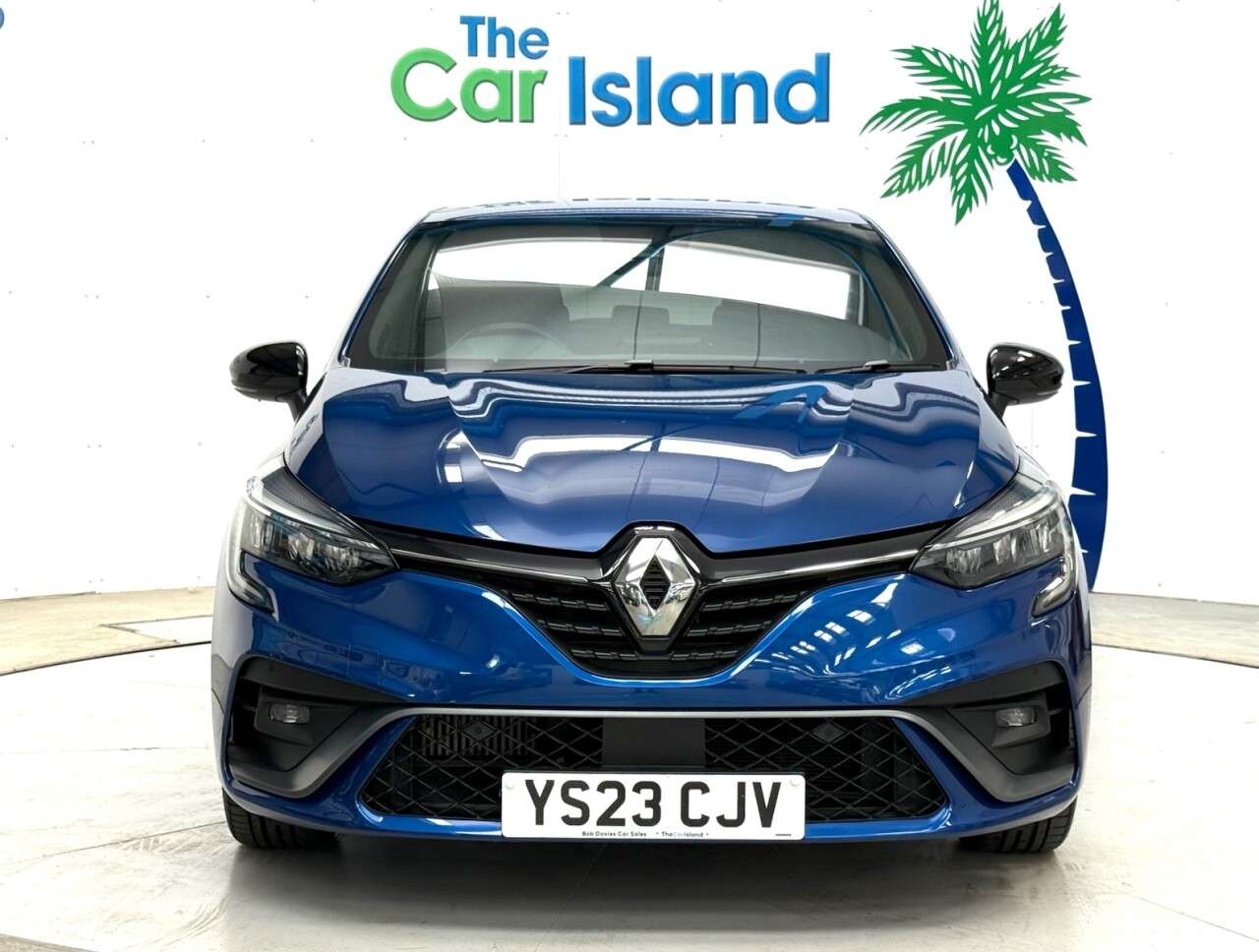 A 2023 RENAULT CLIO 1.0 TCe RS Line Hatchback 5dr Petrol Manual Euro 6 (s/s) (90 ps) Parking Ca A 2023 RENAULT CLIO 1.0 TCe RS Line Hatchback 5dr Petrol Manual Euro 6 (s/s) (90 ps) Parking Ca