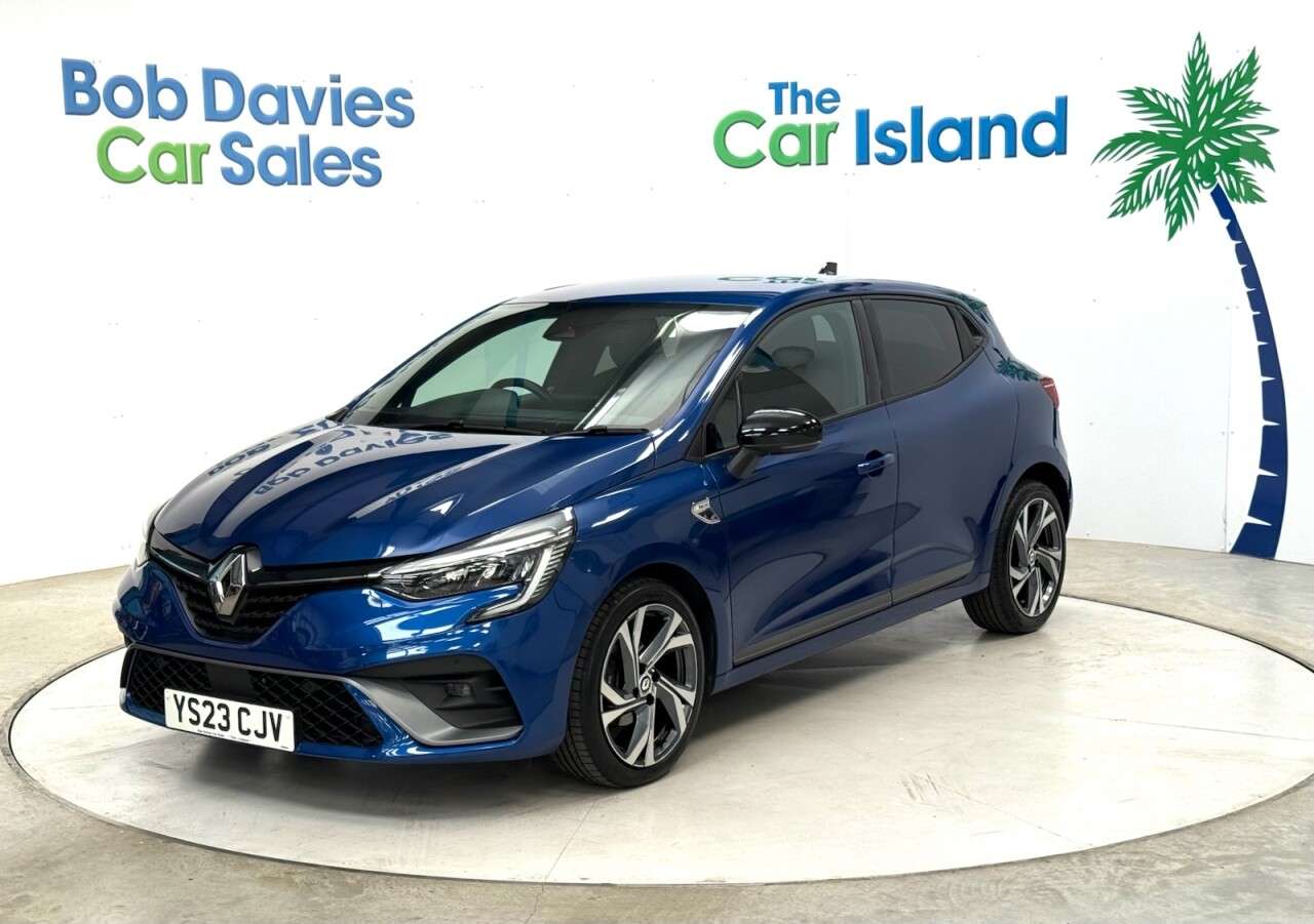A 2023 RENAULT CLIO 1.0 TCe RS Line Hatchback 5dr Petrol Manual Euro 6 (s/s) (90 ps) Parking Ca A 2023 RENAULT CLIO 1.0 TCe RS Line Hatchback 5dr Petrol Manual Euro 6 (s/s) (90 ps) Parking Ca
