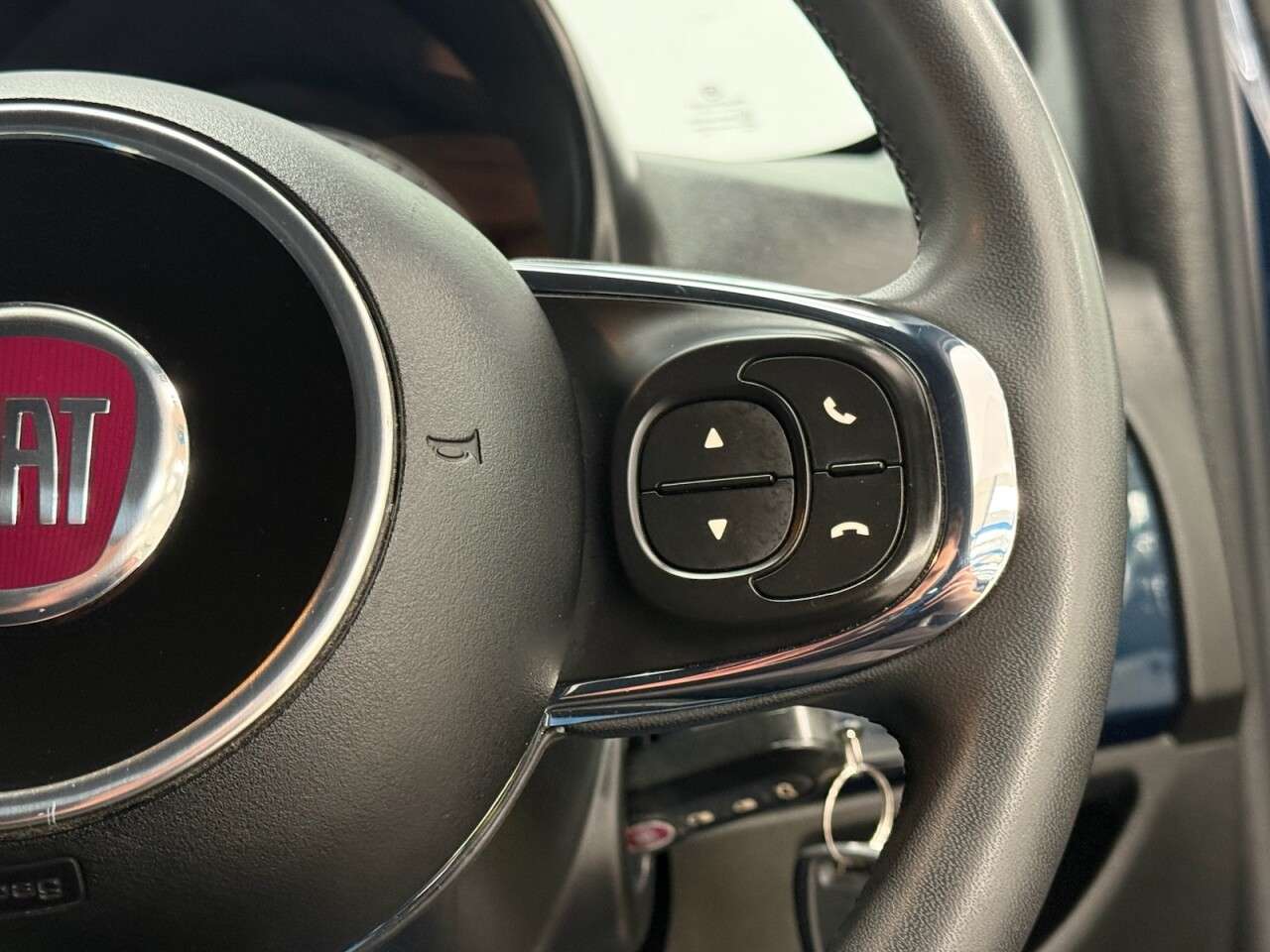 2019 FIAT 500 2019 FIAT 500