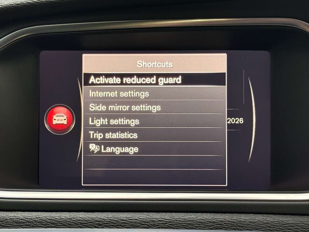 2017 VOLVO V40 2017 VOLVO V40