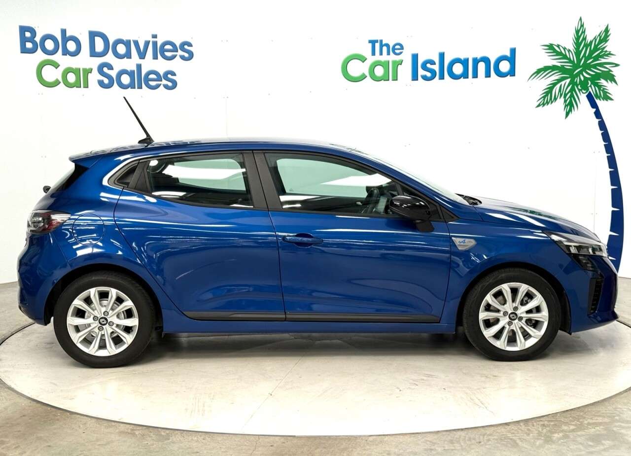 2024 RENAULT CLIO 2024 RENAULT CLIO