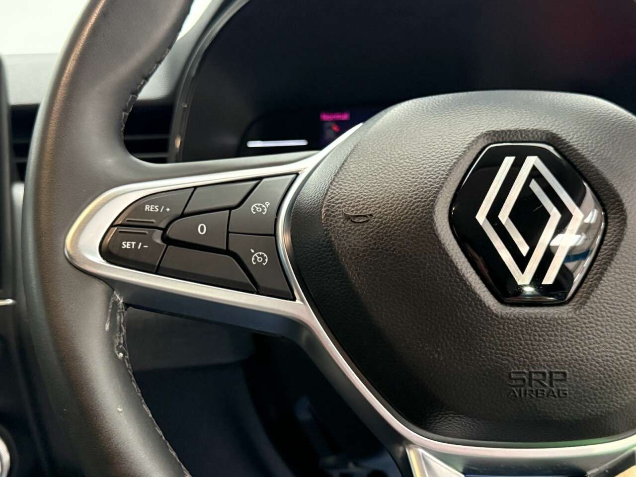 2024 RENAULT CLIO 2024 RENAULT CLIO