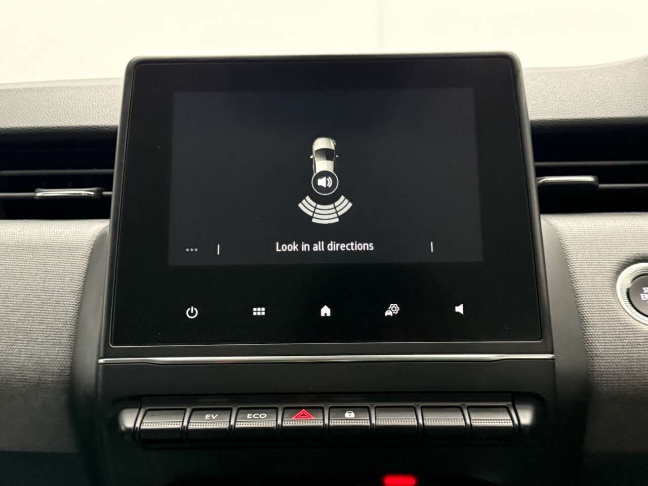 2024 RENAULT CLIO 2024 RENAULT CLIO