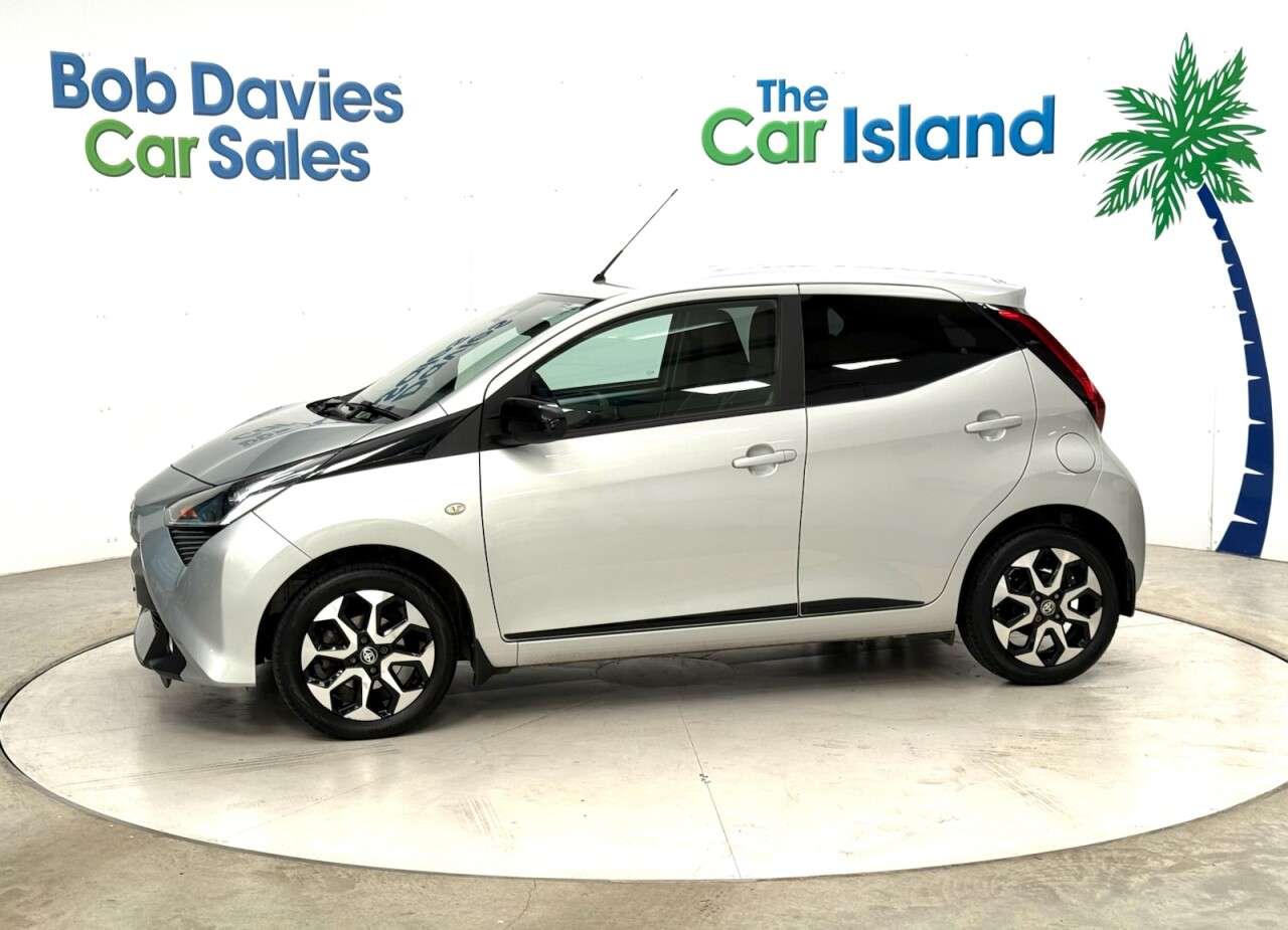2021 TOYOTA AYGO 2021 TOYOTA AYGO