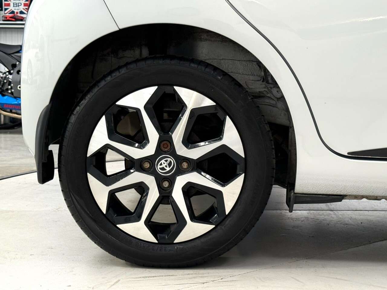 2021 TOYOTA AYGO 2021 TOYOTA AYGO